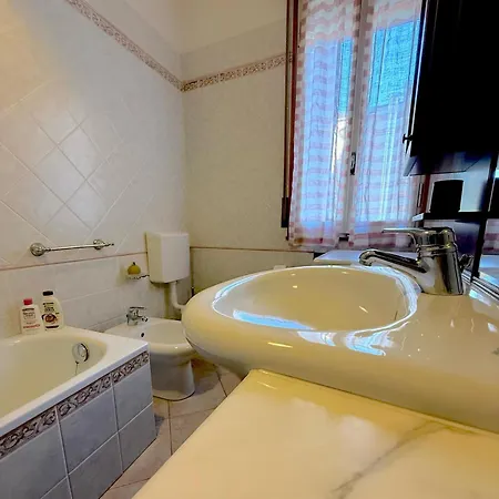 Magnolia Apartment